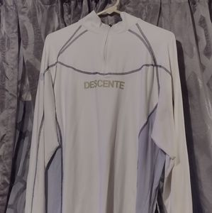 Descente men's medium white long sleeve shirt.